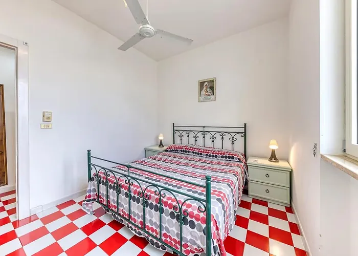 Le Carrube Vista Mare *